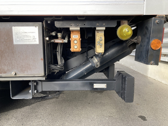 いすゞ エルフ 小型 バン 2RG-NLR88AN(98362) 10枚目