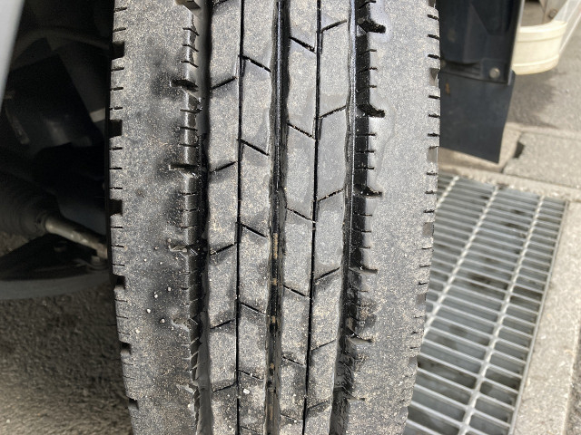 いすゞ エルフ 小型 バン 2RG-NLR88AN(98362) 13枚目