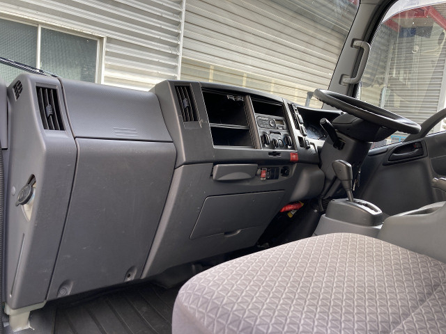 いすゞ エルフ 小型 バン 2RG-NLR88AN(98362) 19枚目