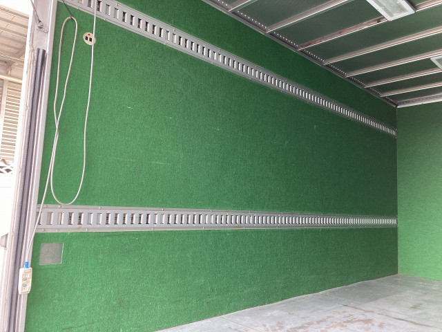 いすゞ エルフ 小型 バン 2RG-NLR88AN(98362) 23枚目