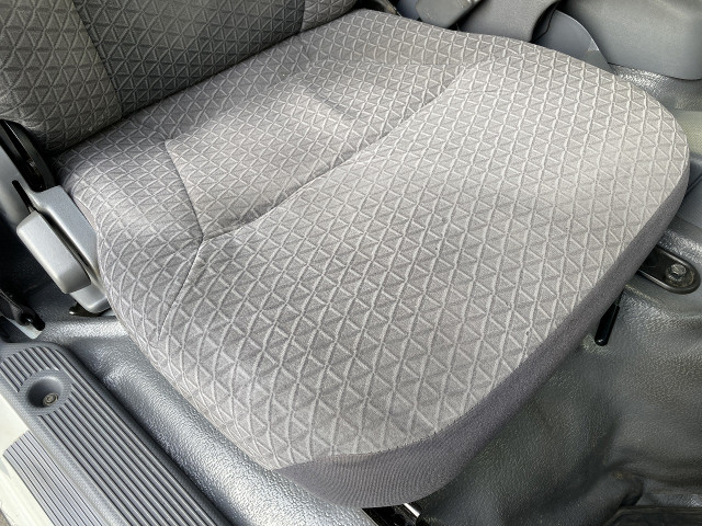 いすゞ エルフ 小型 バン 2RG-NLR88AN(98362) 37枚目