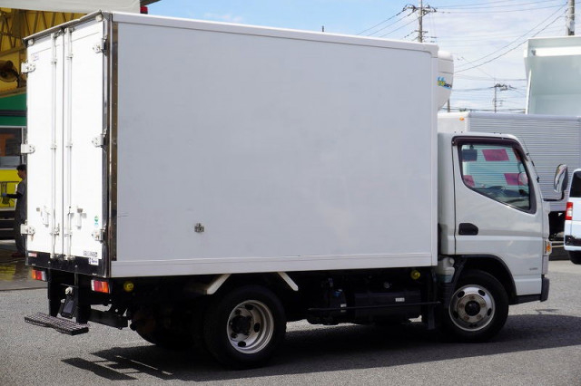 三菱ふそう キャンター 小型 冷蔵冷凍バン TPG-FBA50(111624) 8枚目