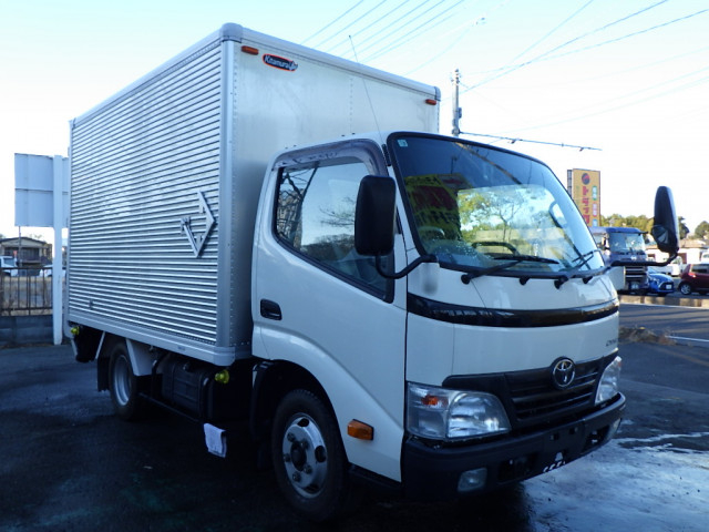トヨタ ダイナ 小型 バン BDG-XZU504(98390) 3枚目