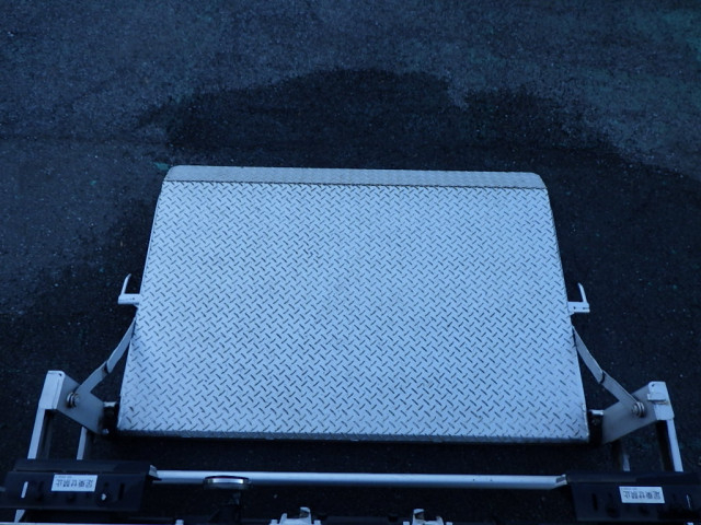 トヨタ ダイナ 小型 バン BDG-XZU504(98390) 24枚目