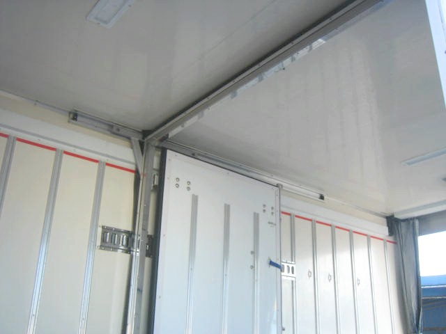 いすゞ エルフ 小型 冷蔵冷凍バン 2RG-NPR88AN(98498) 14枚目