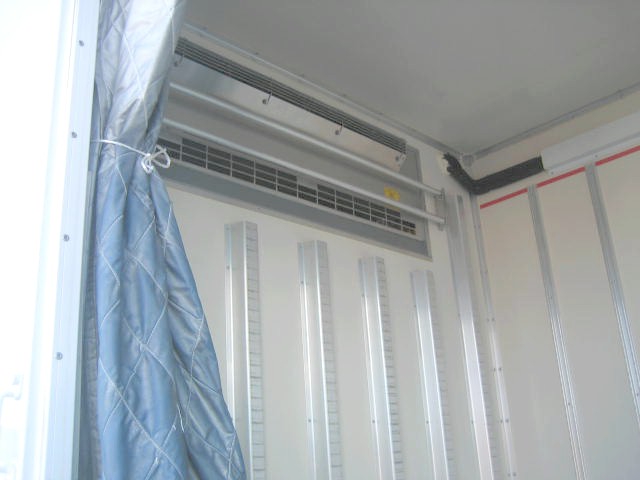 いすゞ エルフ 小型 冷蔵冷凍バン 2RG-NPR88AN(98498) 13枚目