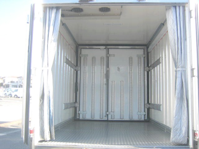 いすゞ エルフ 小型 冷蔵冷凍バン 2RG-NPR88AN(98498) 9枚目