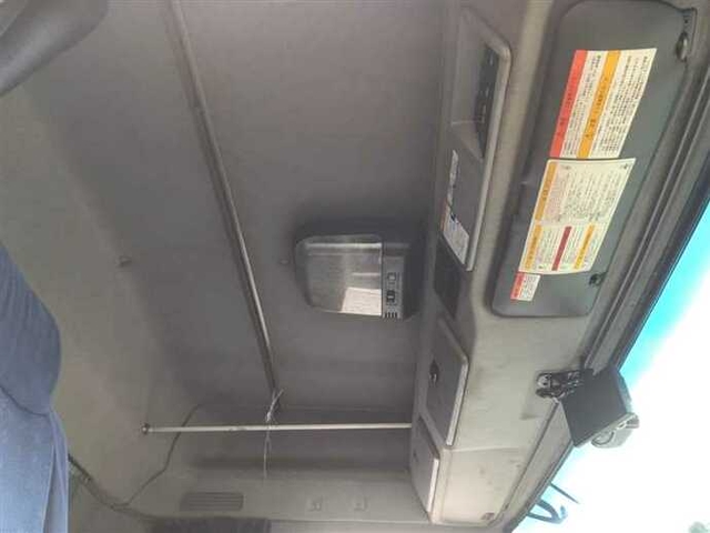 いすゞ ギガ 大型 トラクタ LKG-EXD52AG(37782) 29枚目