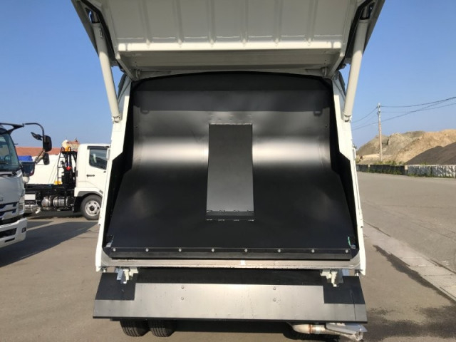 三菱ふそう キャンター 小型 塵芥車（プレス式） 2PG-FEB90(98509) 24枚目