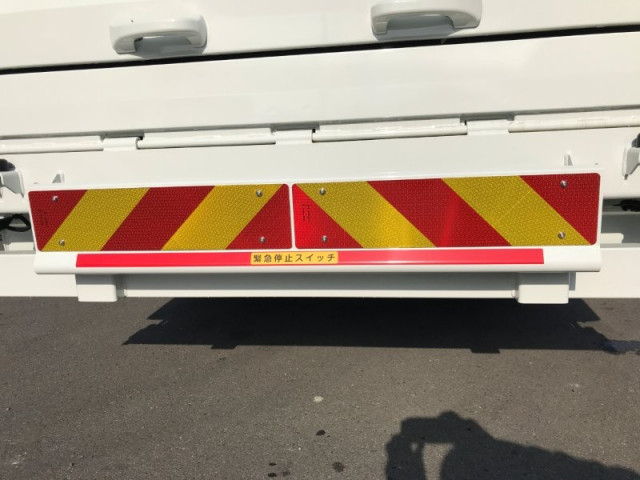 三菱ふそう キャンター 小型 塵芥車（プレス式） 2PG-FEB90(98509) 29枚目