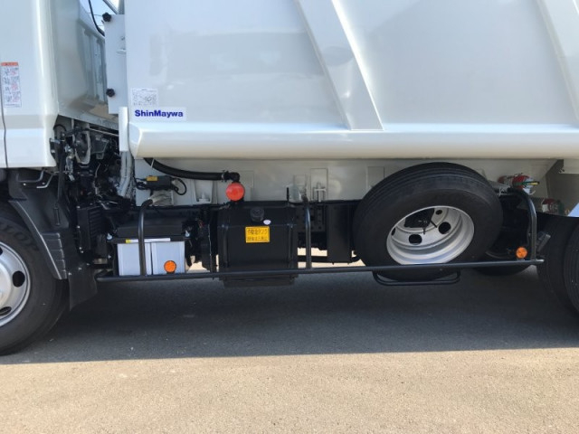 三菱ふそう キャンター 小型 塵芥車（プレス式） 2PG-FEB90(98509) 39枚目