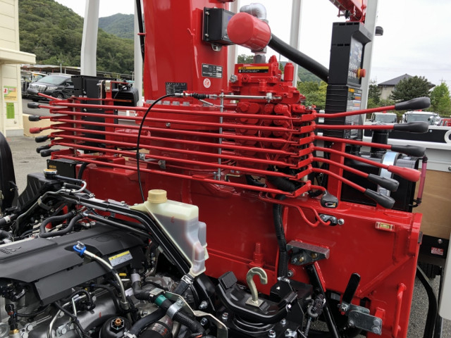 三菱ふそう キャンター 小型 平ボディ（クレーン付） 2PG-FEB90(98514) 22枚目