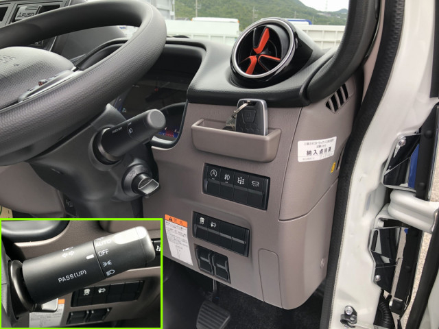 三菱ふそう キャンター 小型 平ボディ（クレーン付） 2PG-FEB90(98514) 40枚目