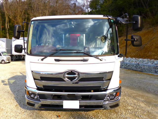 日野 レンジャー 中型 平ボディ（クレーン付） 2PG-FD2ABA(98517) 2枚目