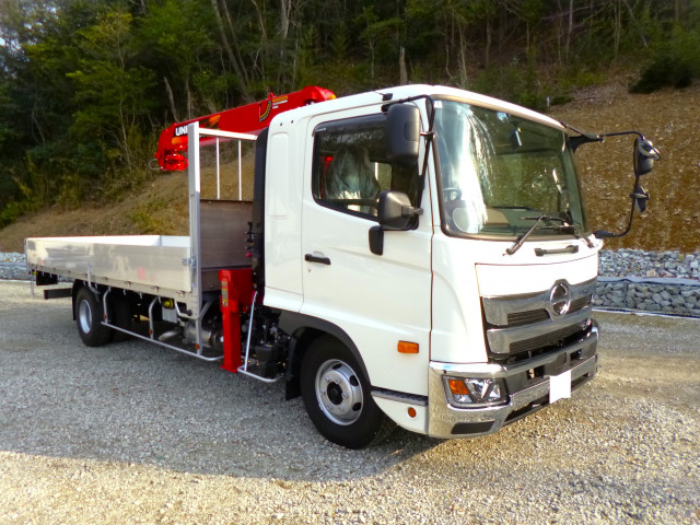 日野 レンジャー 中型 平ボディ（クレーン付） 2PG-FD2ABA(98517) 3枚目