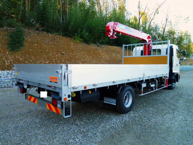 日野 レンジャー 中型 平ボディ（クレーン付） 2PG-FD2ABA(98517) 4枚目