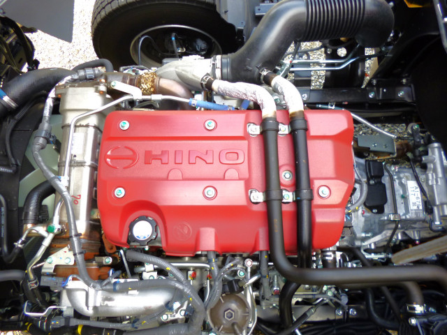 日野 レンジャー 中型 平ボディ（クレーン付） 2PG-FD2ABA(98517) 29枚目