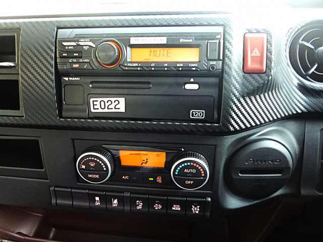 日野 レンジャー 中型 平ボディ（クレーン付） 2PG-FD2ABA(98517) 33枚目