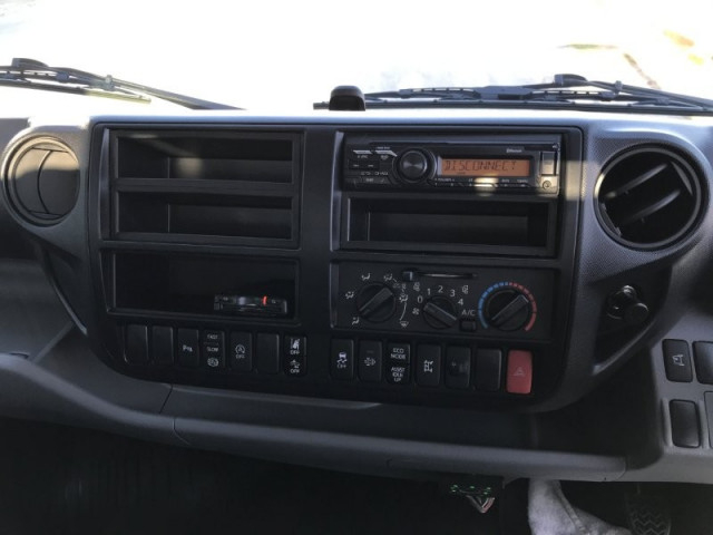 日野 デュトロ 小型 平ボディ（クレーン付） 2KG-XZU720M(98521) 12枚目