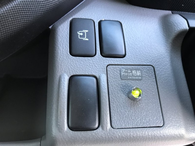 日野 デュトロ 小型 平ボディ（クレーン付） 2KG-XZU720M(98521) 14枚目