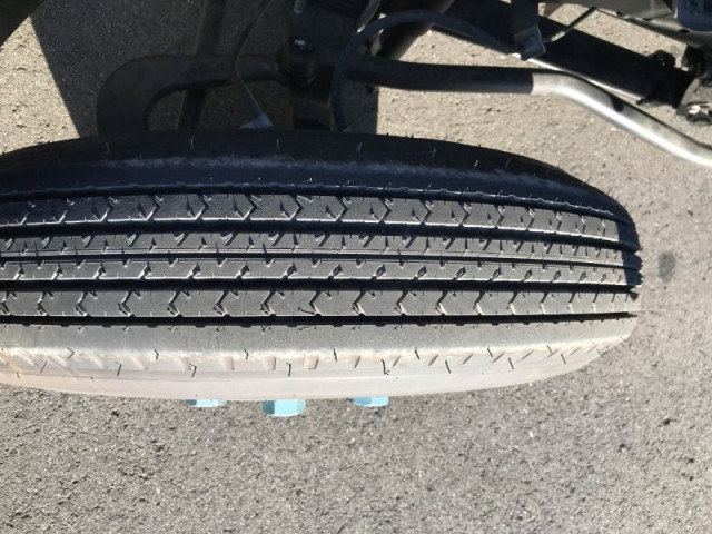 日野 デュトロ 小型 平ボディ（クレーン付） 2KG-XZU720M(98521) 20枚目