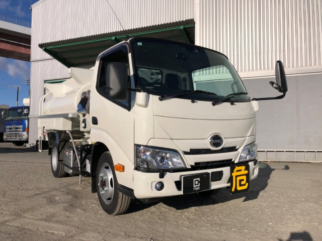 日野 デュトロ 小型 タンクローリー 2DG-XZU675M(98528) 1枚目