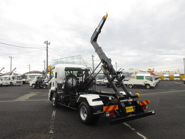 いすゞ フォワード 中型 コンテナ専用車 2RG-FRR90S4(98527) 10枚目