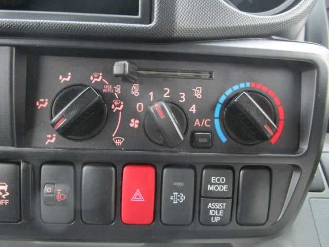 日野 デュトロ 小型 バン 2KG-XZU605M(98529) 16枚目