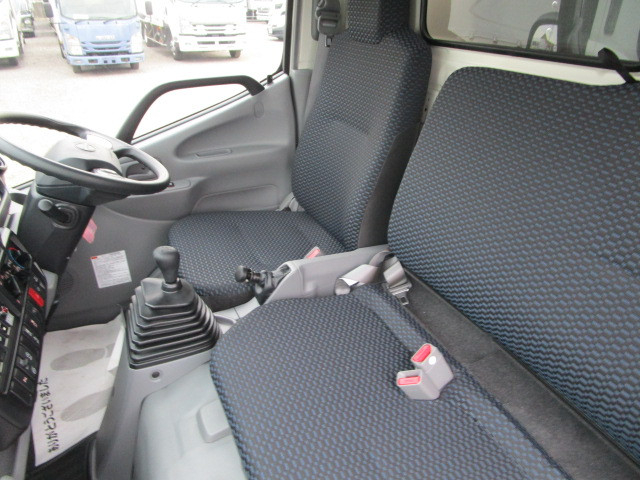 日野 デュトロ 小型 バン 2KG-XZU605M(98529) 20枚目