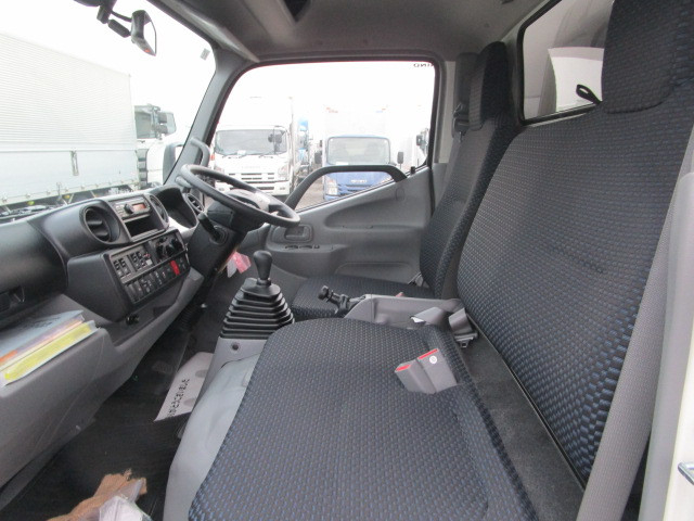 日野 デュトロ 小型 バン 2KG-XZU605M(98529) 22枚目