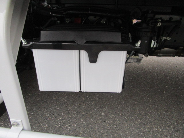 日野 デュトロ 小型 バン 2KG-XZU605M(98529) 35枚目