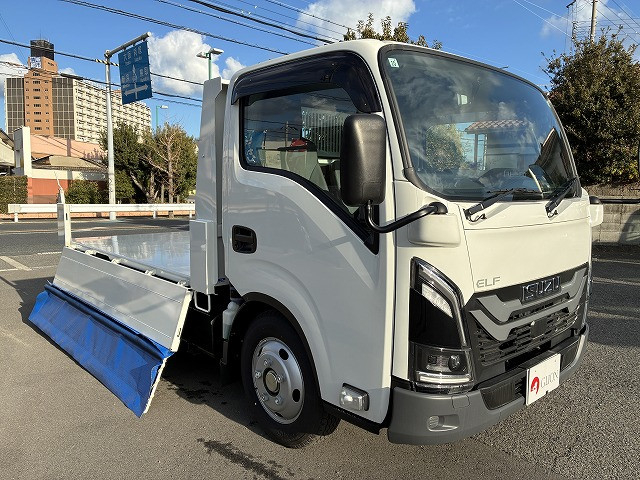 いすゞ エルフ 小型 平ボディ 2RG-NKR88AT(98531) 17枚目