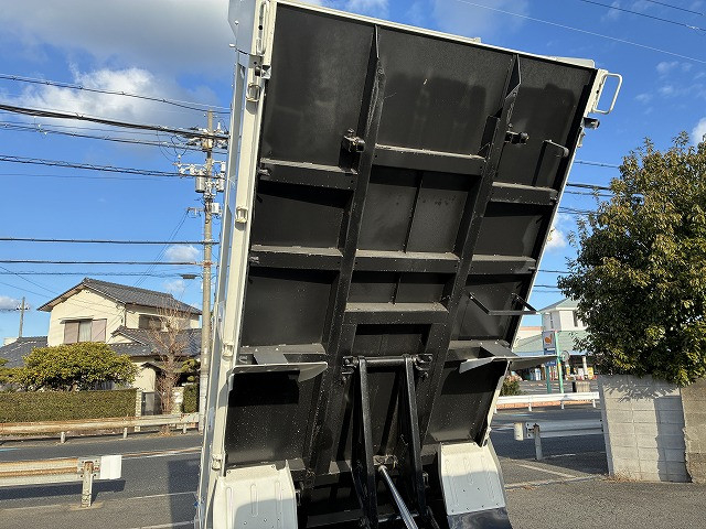 いすゞ エルフ 小型 平ボディ 2RG-NKR88AT(98531) 23枚目