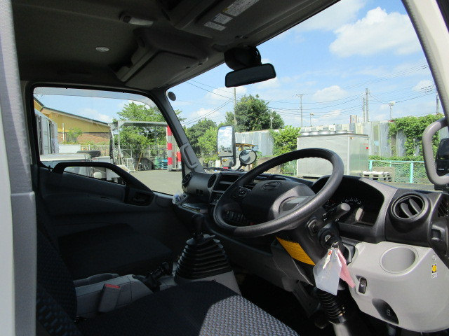 日野 デュトロ 小型 ウィング 2KG-XZU720M(98532) 18枚目