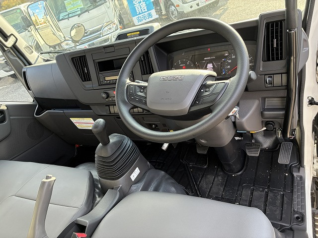 いすゞ エルフ 小型 平ボディ 2RG-NKR88AT(98531) 33枚目