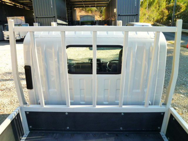 日産自動車 アトラス 小型 平ボディ 2RG-AMR88AR(98533) 11枚目