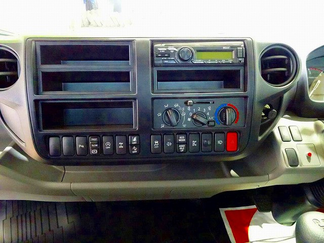 日野 デュトロ 小型 平ボディ（クレーン付） 2DG-XZU775M(98535) 10枚目