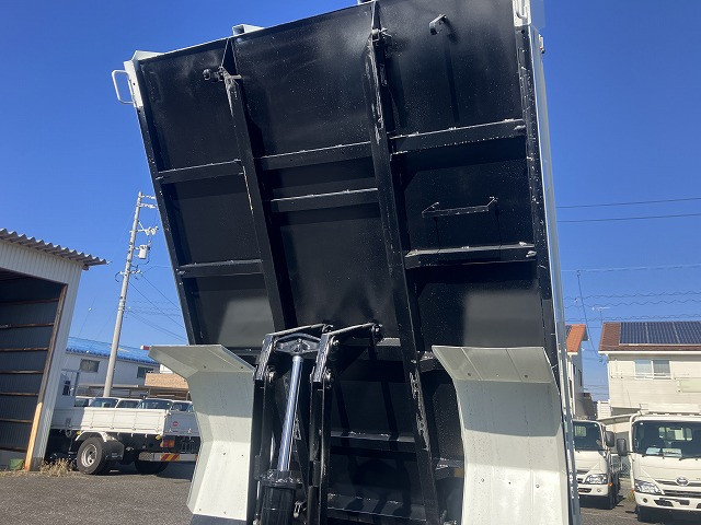 いすゞ フォワード 中型 土砂ダンプ 2PG-FRR90S3(98534) 47枚目