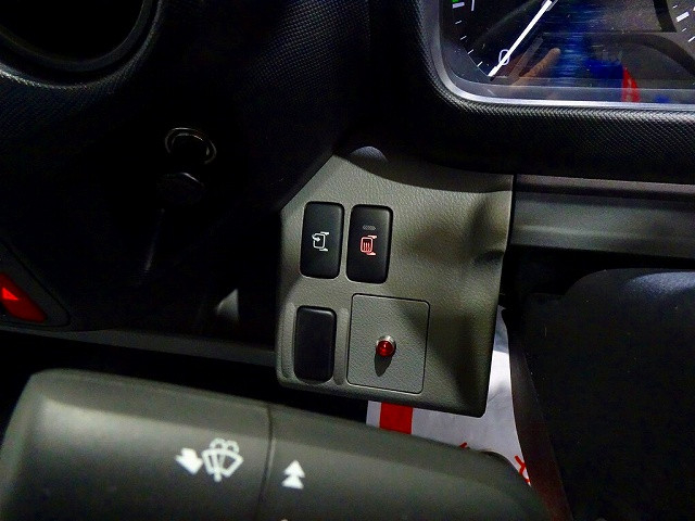 日野 デュトロ 小型 平ボディ（クレーン付） 2DG-XZU775M(98535) 12枚目