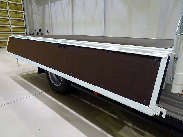 日野 デュトロ 小型 平ボディ（クレーン付） 2DG-XZU775M(98535) 26枚目