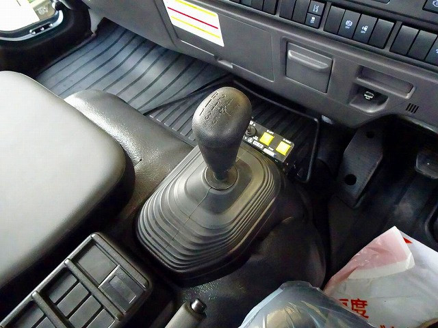 いすゞ フォワード 中型 土砂ダンプ 2RG-FRR90S3(98536) 16枚目