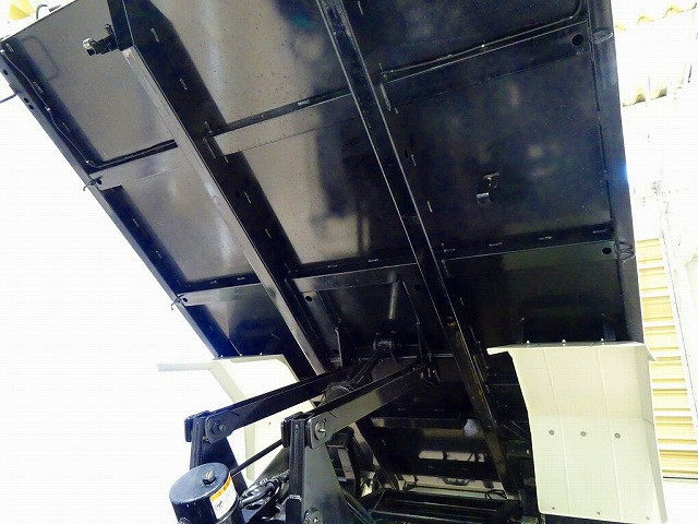 いすゞ フォワード 中型 土砂ダンプ 2RG-FRR90S3(98536) 32枚目