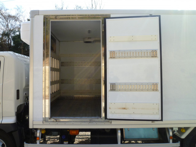 日野 レンジャー 中型 冷蔵冷凍バン 2KG-FC2ABG(98539) 11枚目