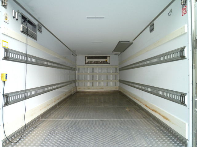 日野 レンジャー 中型 冷蔵冷凍バン 2KG-FC2ABG(98539) 14枚目