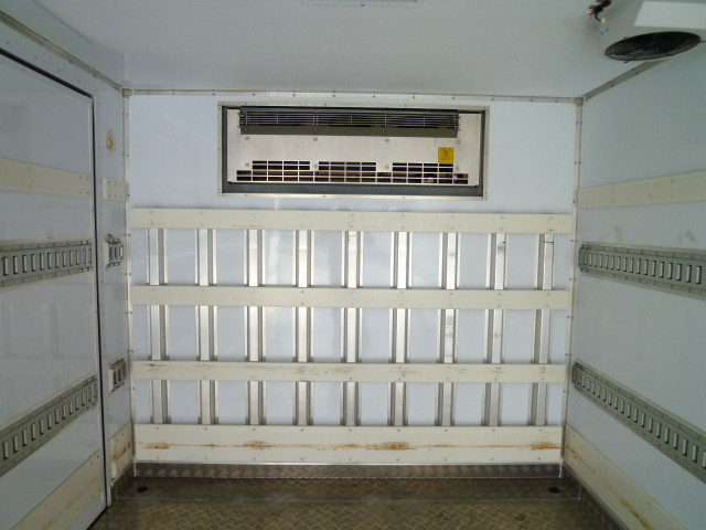 日野 レンジャー 中型 冷蔵冷凍バン 2KG-FC2ABG(98539) 15枚目