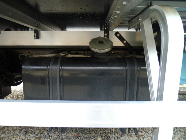 日野 レンジャー 中型 冷蔵冷凍バン 2KG-FC2ABG(98539) 32枚目