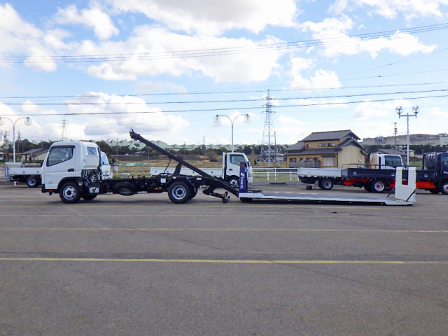 三菱ふそう キャンター 小型 キャリアカー 2PG-FEB80(98542) 4枚目