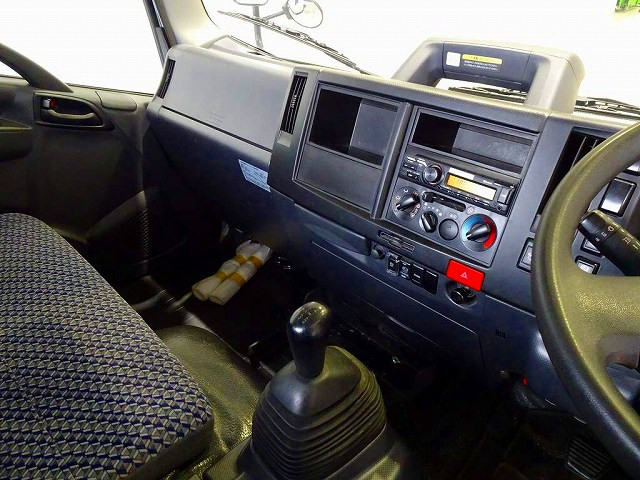 いすゞ エルフ 小型 平ボディ 2RG-NPS88AR(98547) 9枚目