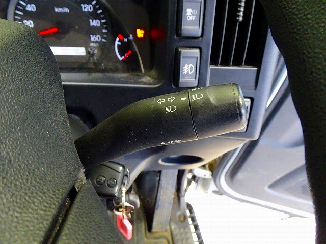 いすゞ エルフ 小型 平ボディ 2RG-NPS88AR(98547) 18枚目