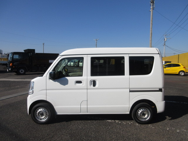 スズキ エブリィ 軽 軽バン・乗用車 5BD-DA17V(98551) 5枚目